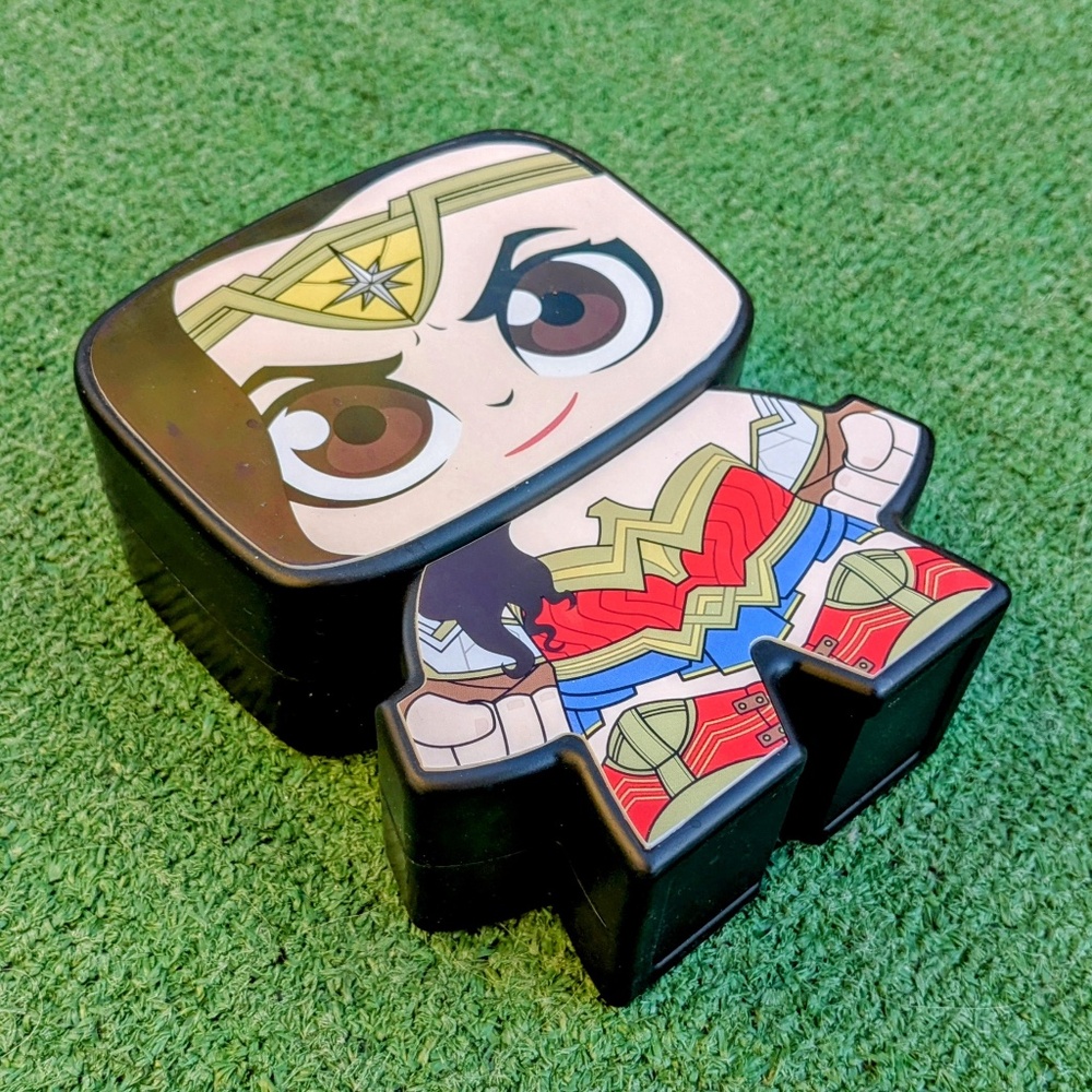DC Comics Wonder Woman 1984 Movie Anime Cartoon Coin Bank WW84 6.5" Plastic EUC